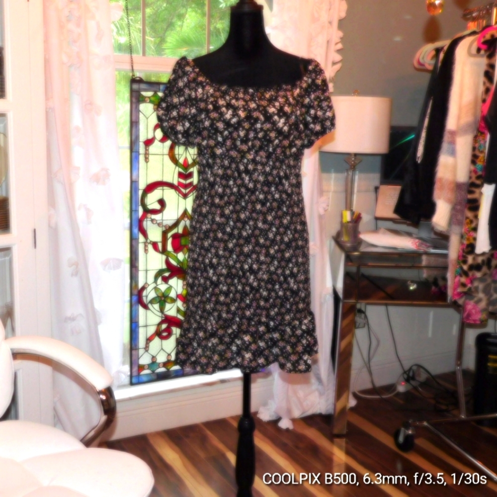 (6)Summer dress brand new with tags size extra large by almost famous